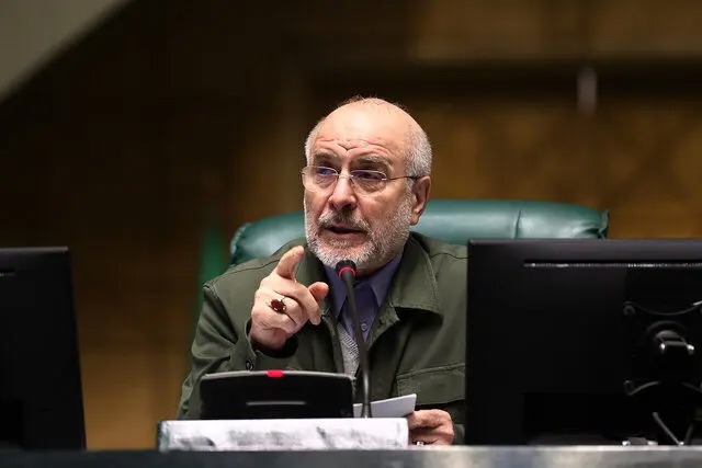 قالیباف خطاب به ترامپ: با اطلاعات غلط، تصمیم غلط نگیرید/ همه گزینه‌ها روی میز است