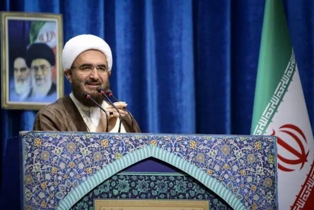 حاج‌علی‌اکبری: اجتماعات شبانه هرگز نباید زمینه حضور وحدت‌شکنان باشد