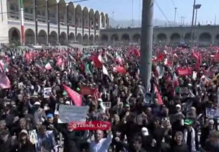 طنین «لبیک یا سید مجتبی» در مراسم وداع با رهبر شهید انقلاب