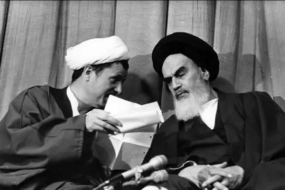 آیت الله هاشمی رفسنجانی: امام خمینی به فکر فردای کشور بودند و نمی‌خواستند ایران بعد از خودشان، در جنگ بماند