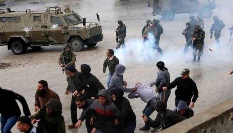 مجروح شدن ۵۱ فلسطینی در یورش نظامی اسرائیل به اردوگاه قلندیا