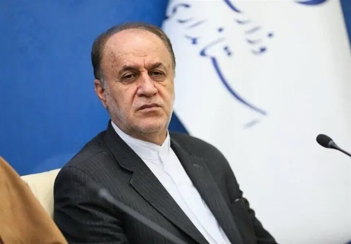 نباید اجازه دهیم خطوط لوله جدید نفت ایجاد و از مسیرهایی صادر شود که تنگه هرمز را تضعیف کند/ نباید بگذاریم آمریکا از طریق کشورهایی که این مسیرها را ایجاد می کنند، قیمت نفت را کاهش دهد