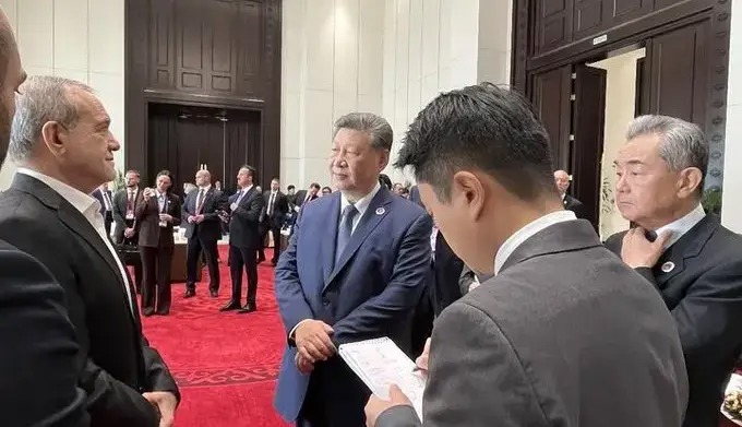 تکذیب برخی ادعاها درباره توسعه روابط با چین
