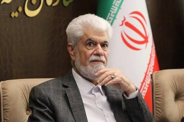 در اثر تحریم‌ها و محاصره اقتصادی قطعا کمبود دارو داریم و نمی‌شود این را انکار کرد/ تسویه مطالبات ایران با غذا و دارو غلط اضافی است که ترامپ می‌کند/قائم‌پناه اشتباه کرد؛ جمهوری اسلامی، تمام مردم، امام شهید و رهبرمان اجازه نمی‌دهند که از حق غنی‌سازی بگذریم