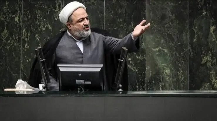 اتهام جنجالی حمید رسایی به پزشکیان در تجمع شبانه/ ویدئو