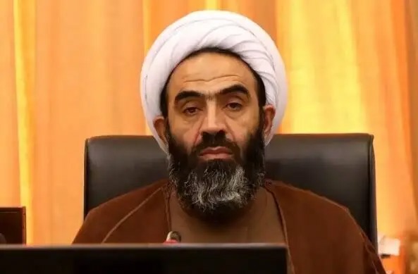 چون پاسخ ندادیم، جنوب لبنان و حزب الله در خطر قرار گرفته/ از ترس اینکه زیرساخت‌های ما را بزنند کوتاه آمدند/ عقب‌نشینی به سبک دولت تا تحویل سلاح به آمریکا پیش می‌رود/ باید حمله پیش دستانه انجام دهیم/ حضور رئیس مجلس در تیم مذاکرات اشتباه بود
