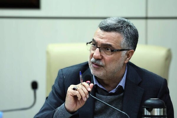 ظفرقندی: کمبود دارو کاهش یافته؛ باید فشار هزینه درمان بر مردم را کمتر کنیم