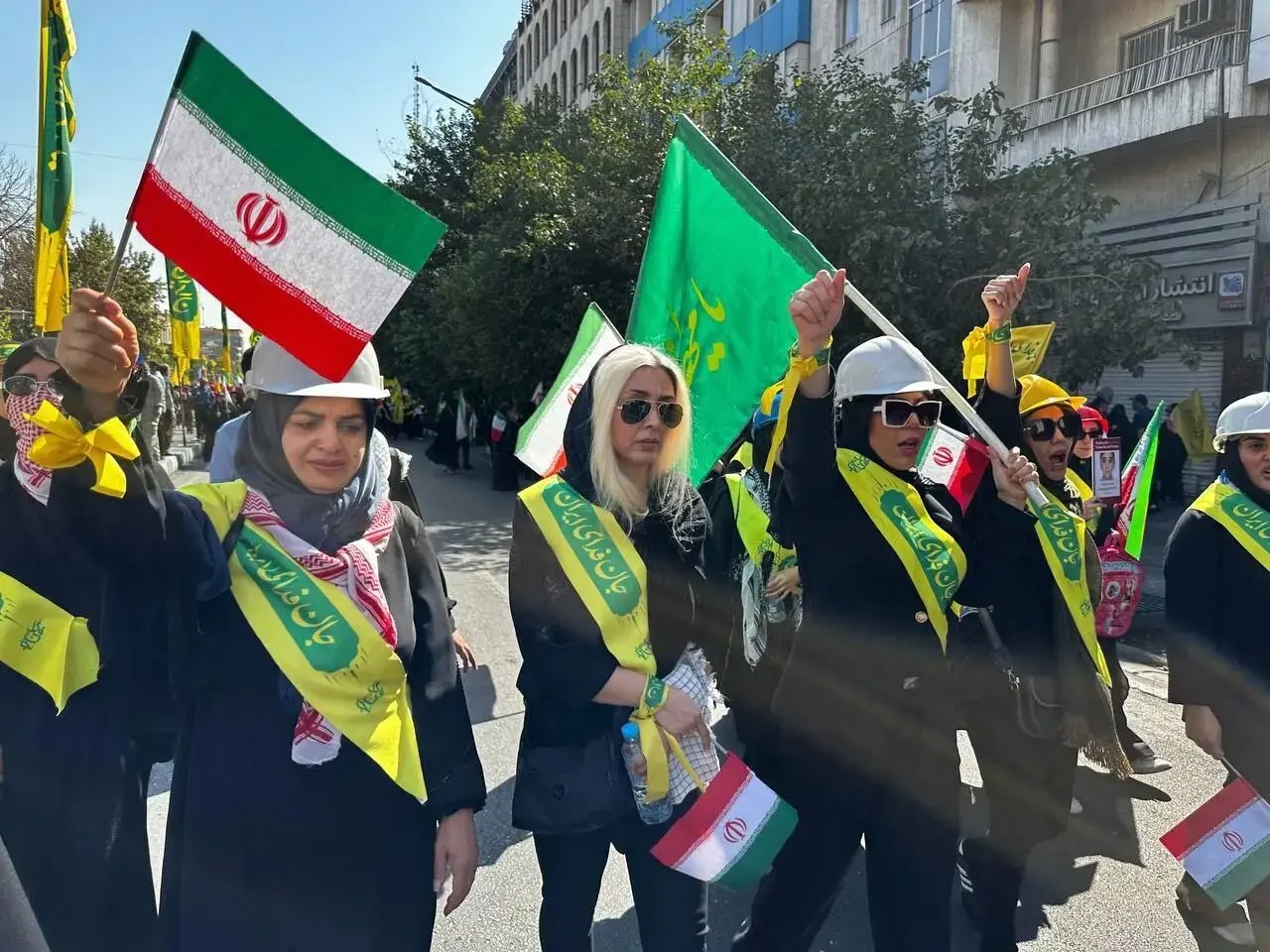 تصاویری از مراسم امروز تهران که مورد توجه قرار گرفت