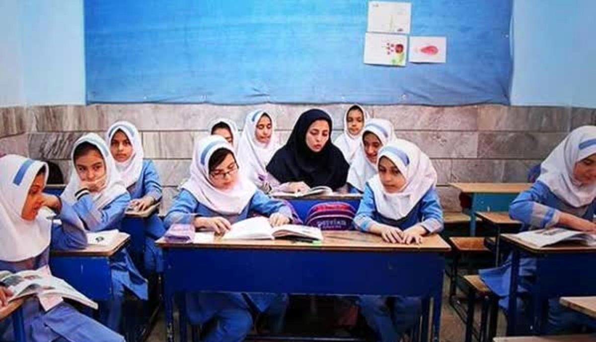 «شهریه‌» چندصد میلیونی برای یک نیمکت!