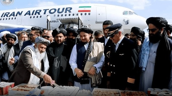 طالبان زیر بار تحریم هوایی ایران نرفت