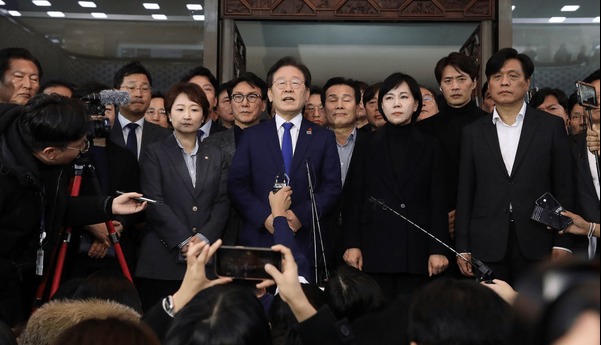 خشم سئول از زلنسکی؛ اوکراین درپی دامن زدن به جنگ در شبه‌جزیره