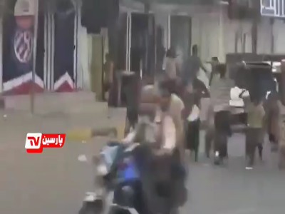 خوشحالی مردم شهر التربه در نزدیکی تعز پس از آزادی توسط انصارالله