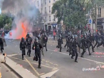 بازداشت ۴۸۸ نفر در اعتراضات دانش‌آموزی فرانسه