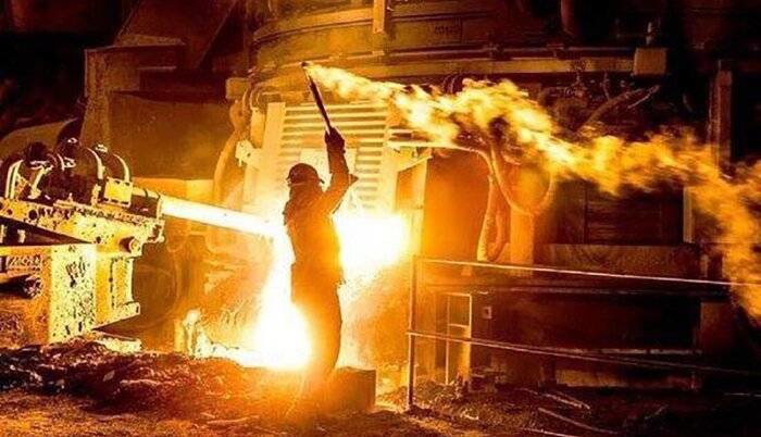 انفجار کوره کارخانه فولاد اسلام‌آباد غرب یک کشته و سه مصدوم برجای گذاشت