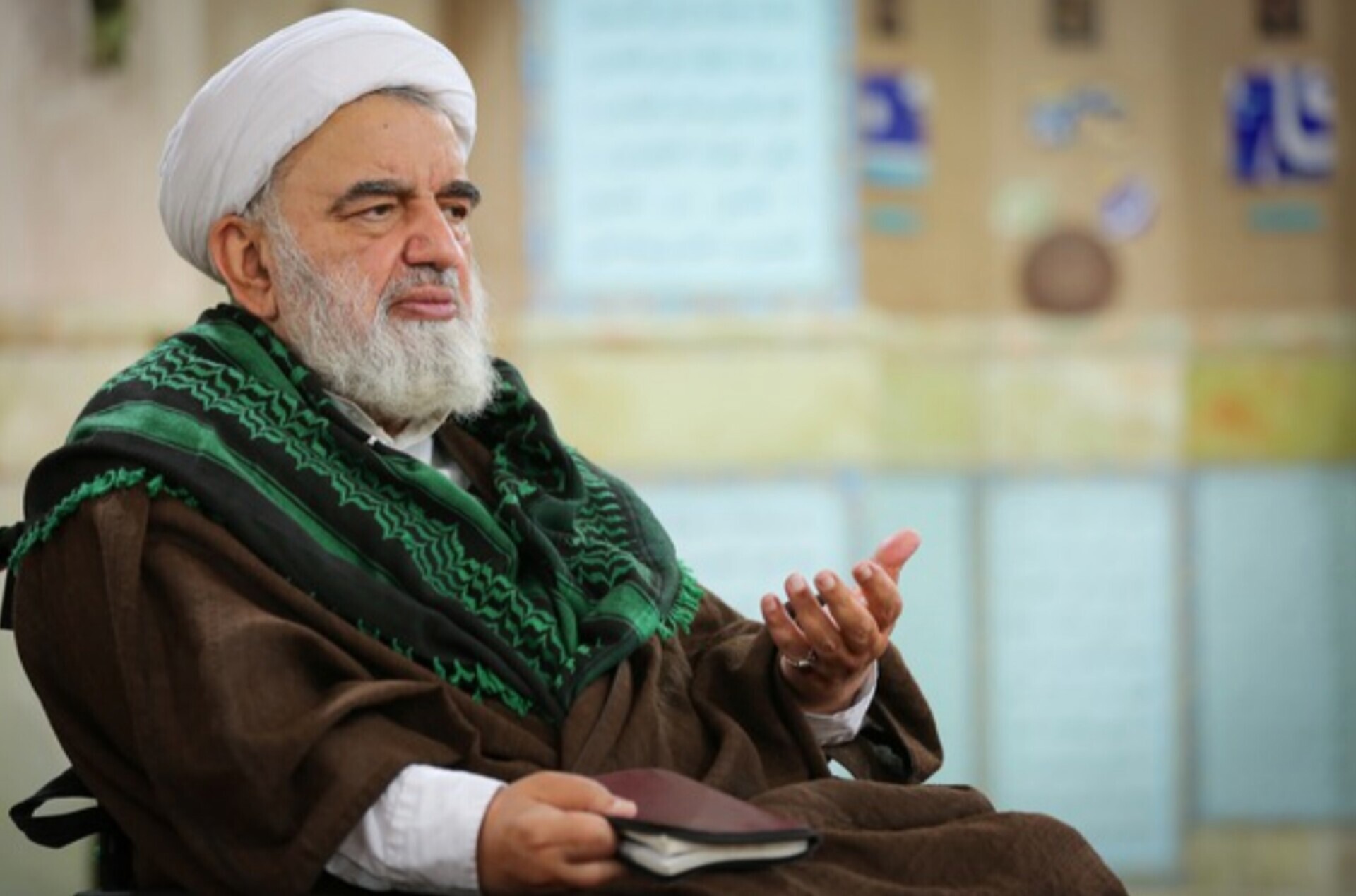 توصیه آیت‌الله جاودان برای پیروزی رزمندگان اسلام و سلامتی رهبر انقلاب
