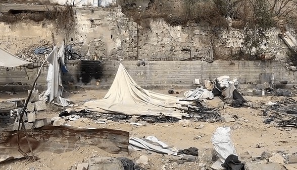 آتش زدن یک اردوگاه در غزه؛ ۸۰۰ فلسطینی آواره شدند