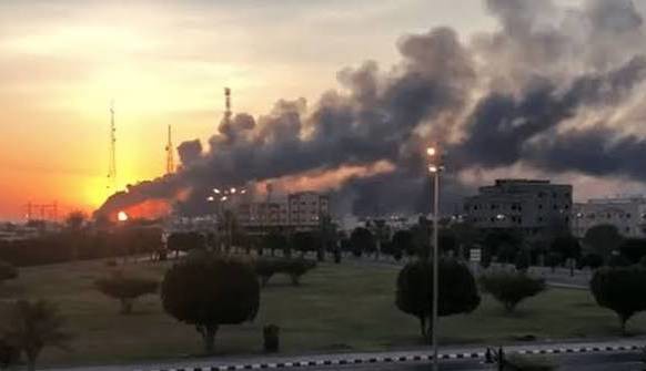 انفجار در جازان عربستان؛ حمله موشکی به تأسیسات آرامکو
